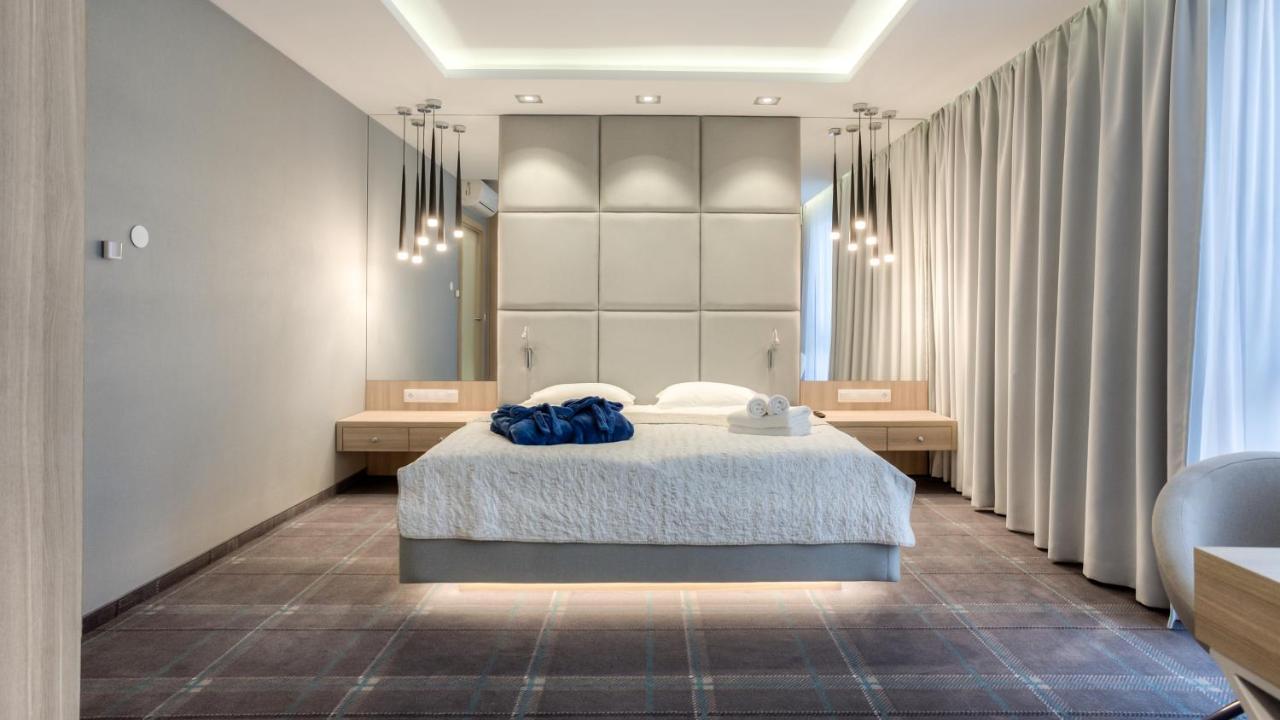 Hotel Ren & Restauracja Browar Kociewski Starogard Gdanski Ngoại thất bức ảnh